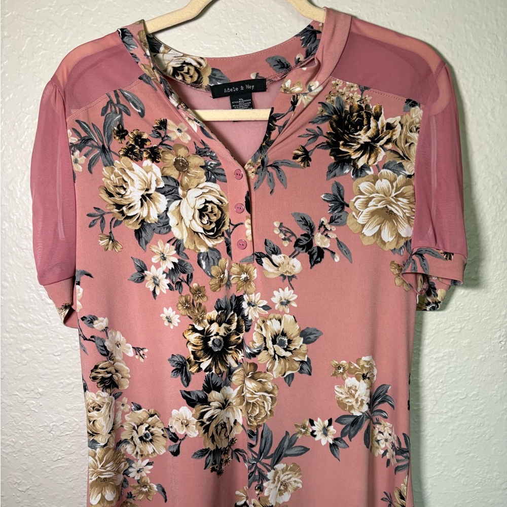 Women’s XL Floral Pink Women's Top with sheer sleeves